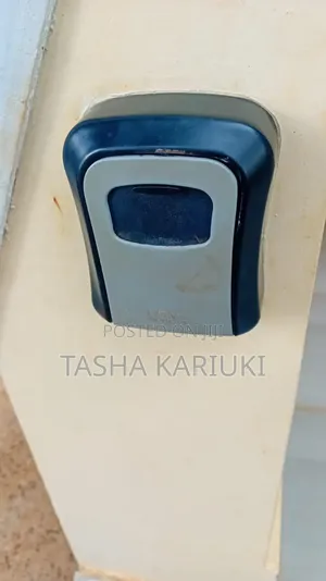 Outdoor Wall Mounted Keylock Box _ BnB Lock Box