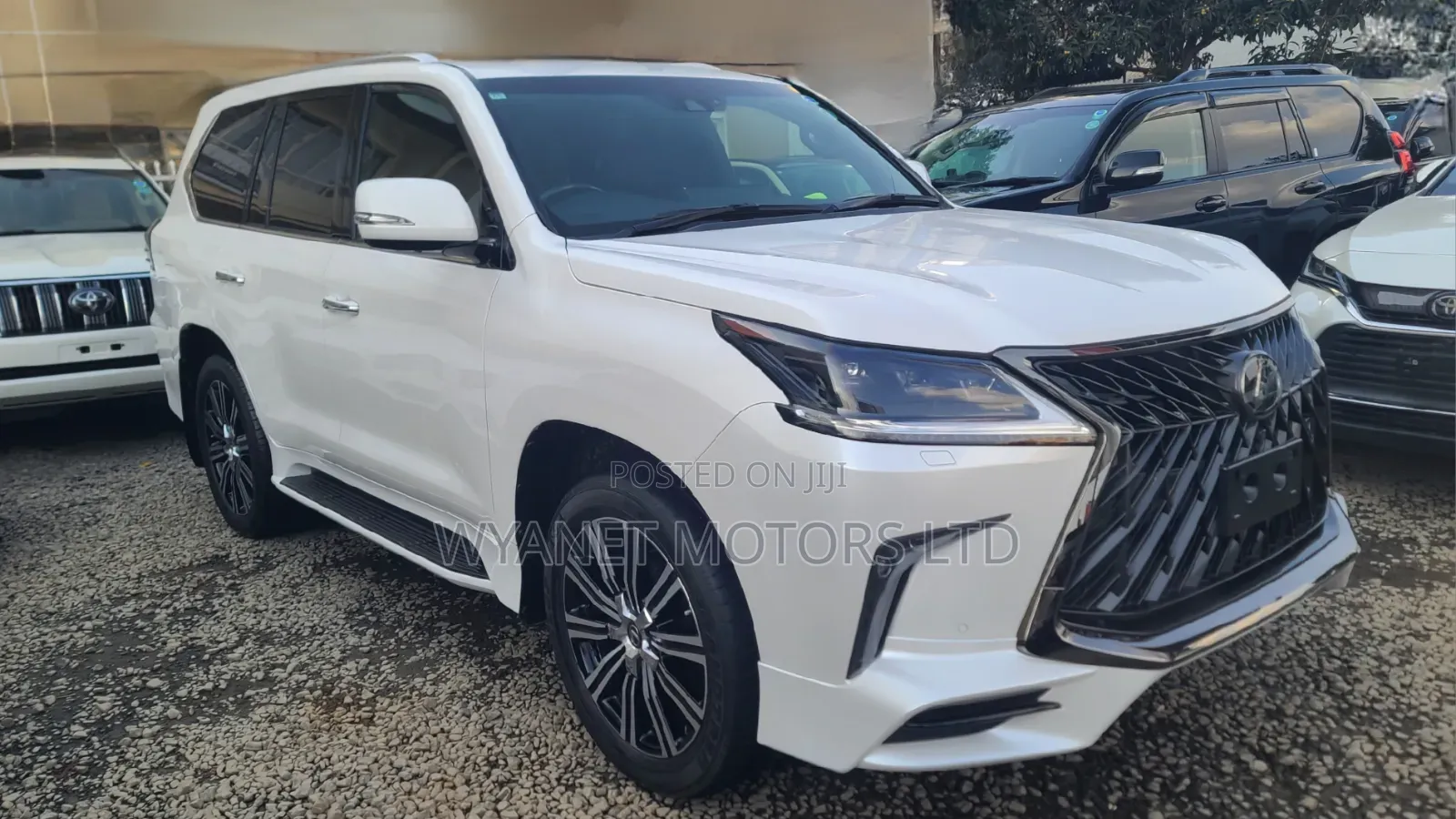 Lexus LX 2020 White
