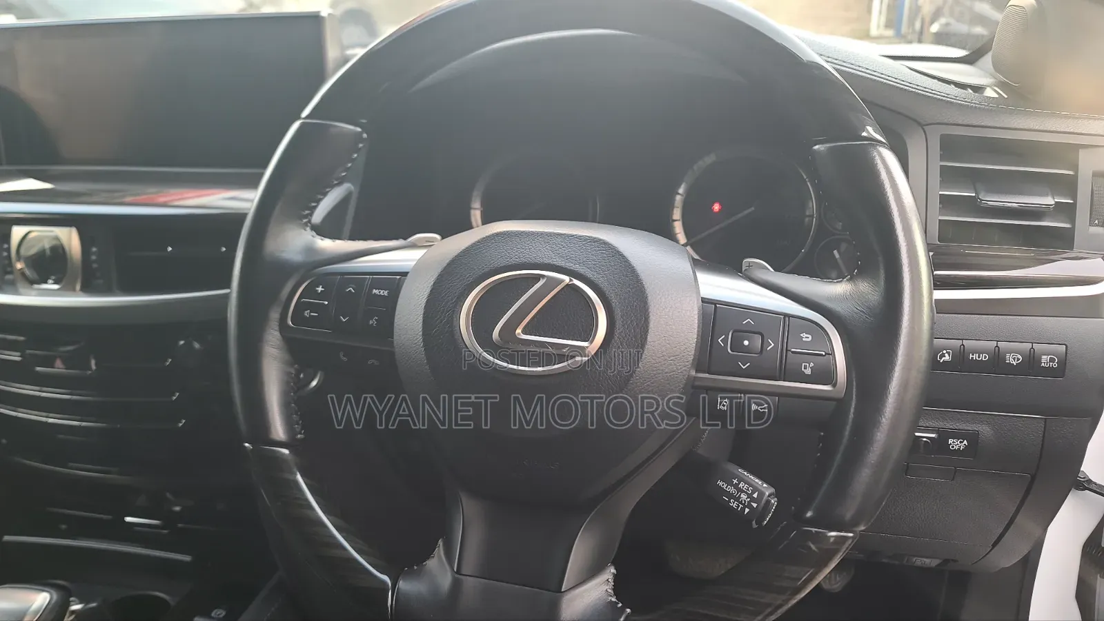 Lexus LX 2020 White