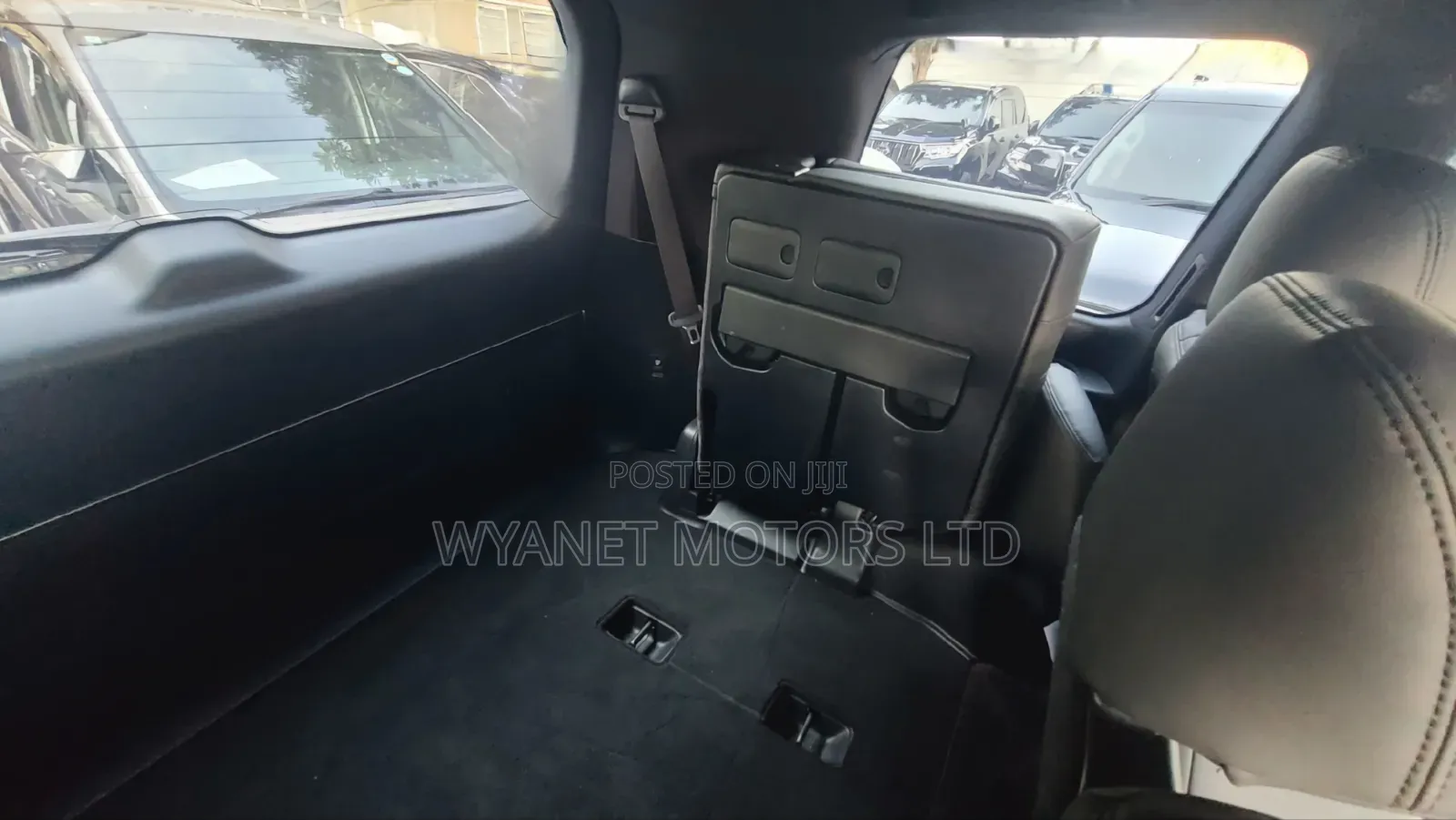 Lexus LX 2020 White