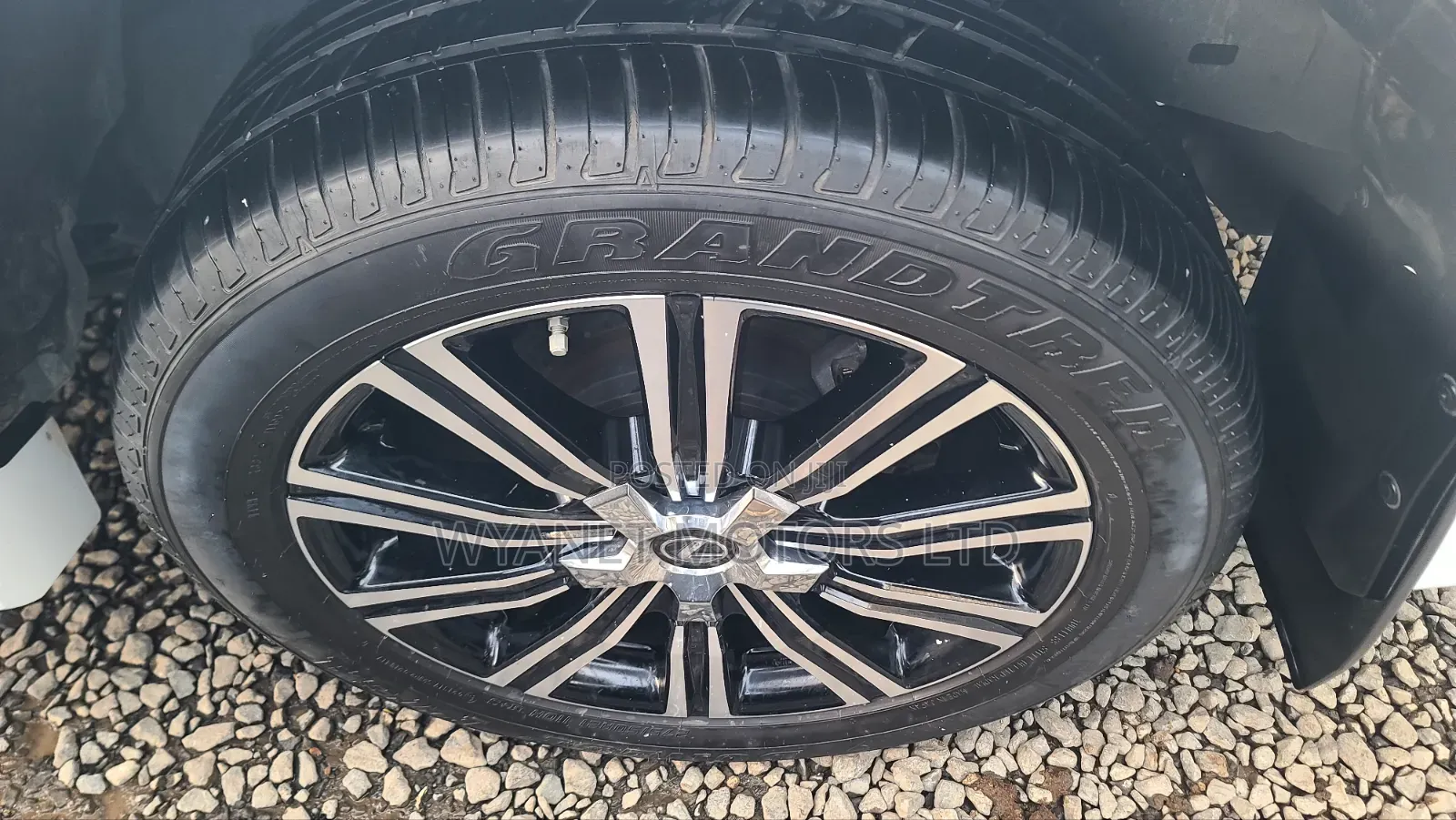 Lexus LX 2020 White