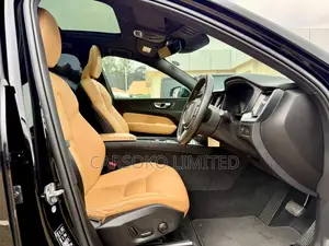 Volvo XC60 2019 Black
