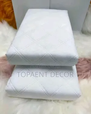 White Quality Waterproof Mattress Protector