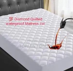 White Quality Waterproof Mattress Protector