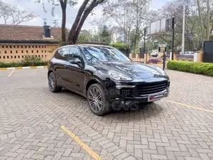 Porsche Cayenne 2018 Black