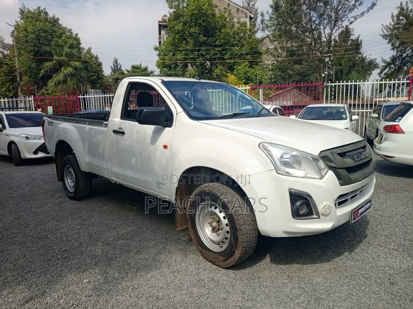 Isuzu D-MAX 2022 White