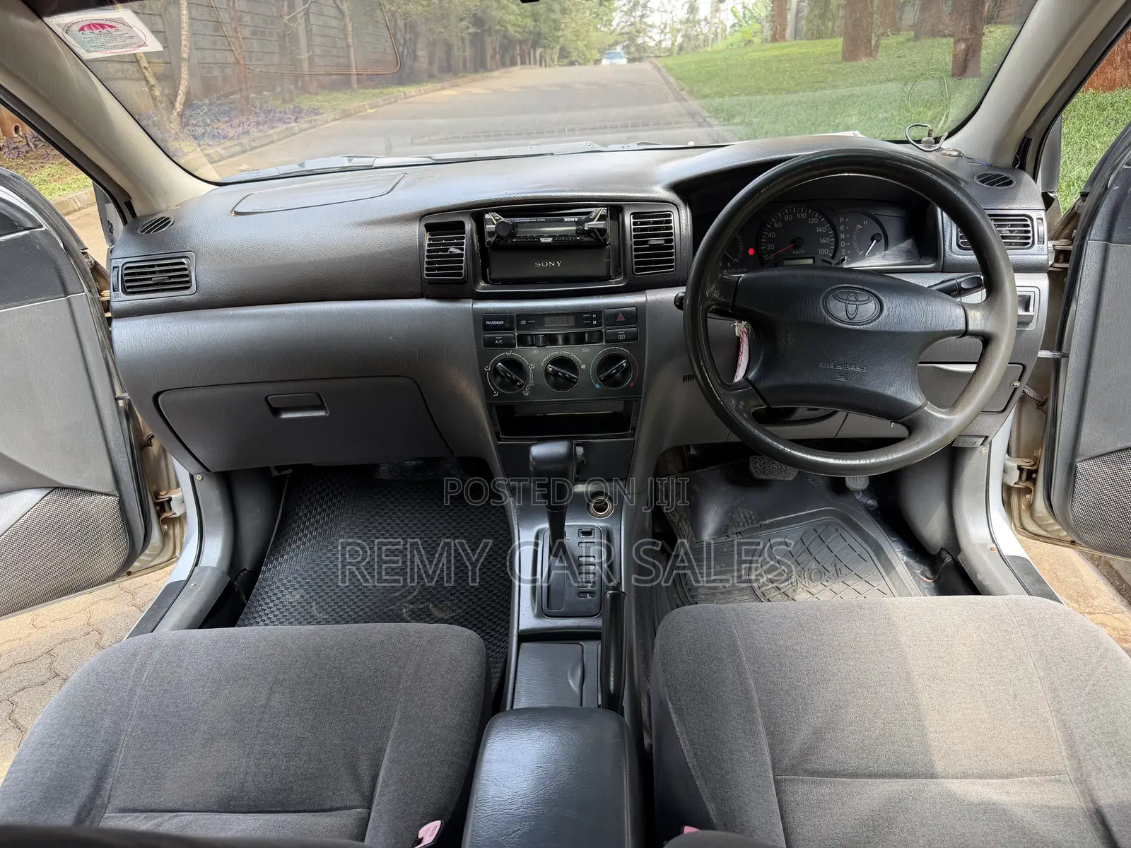 Toyota Corolla 2002 Silver