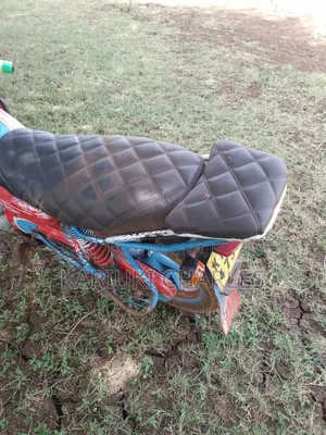 Bajaj Boxer 150 UG 2016 Red