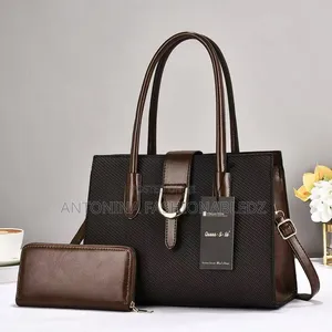 Queen Class Handbag