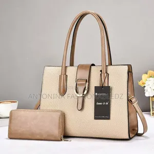 Queen Class Handbag