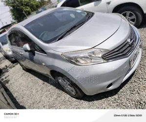 Nissan Note 2012 Silver