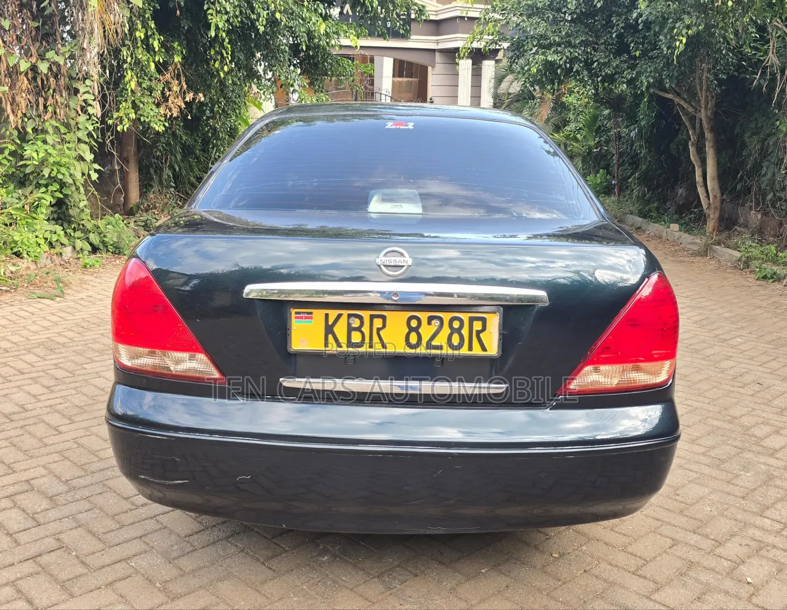 Nissan Bluebird 2005 Blue
