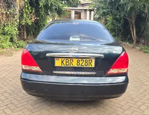 Nissan Bluebird 2005 Blue