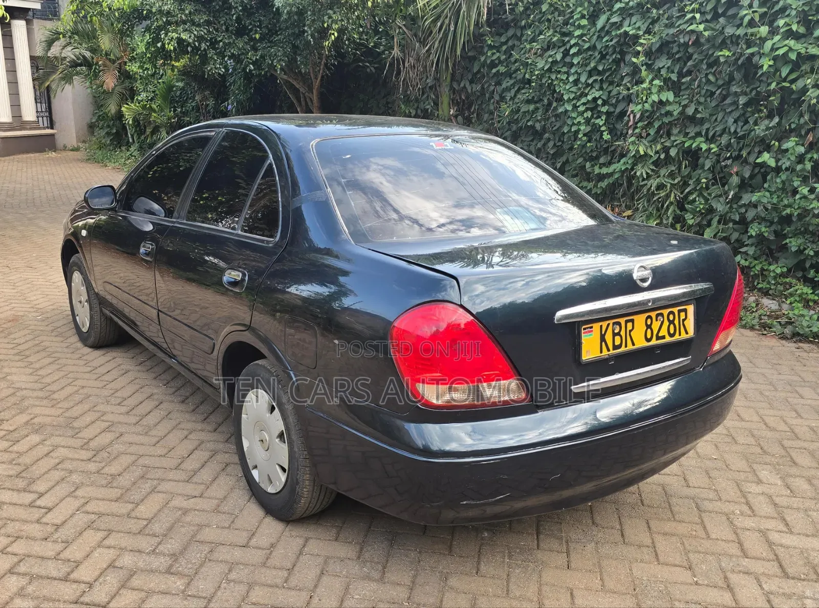 Nissan Bluebird 2005 Blue