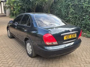 Nissan Bluebird 2005 Blue