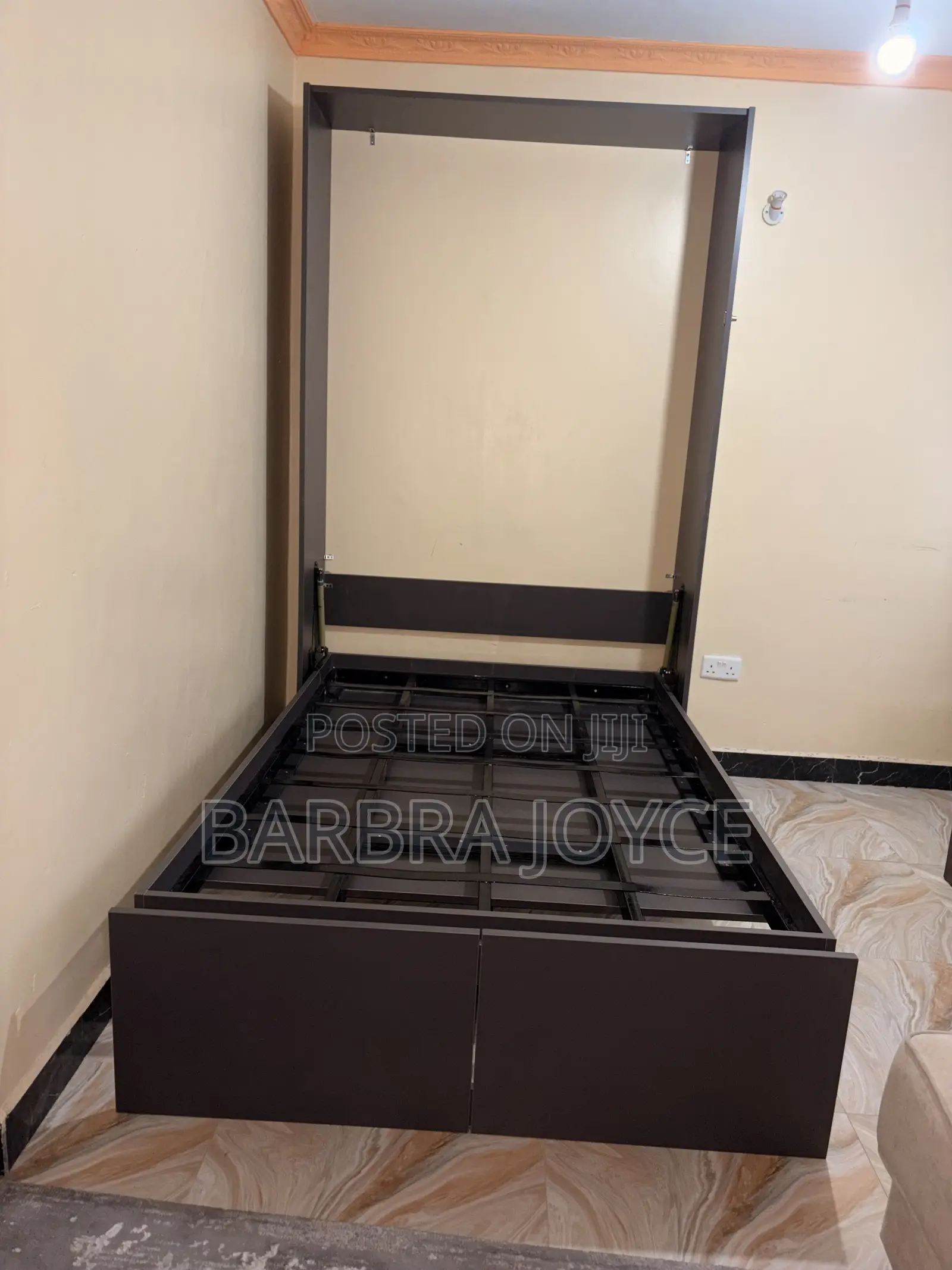 Foldable Murphy Bed