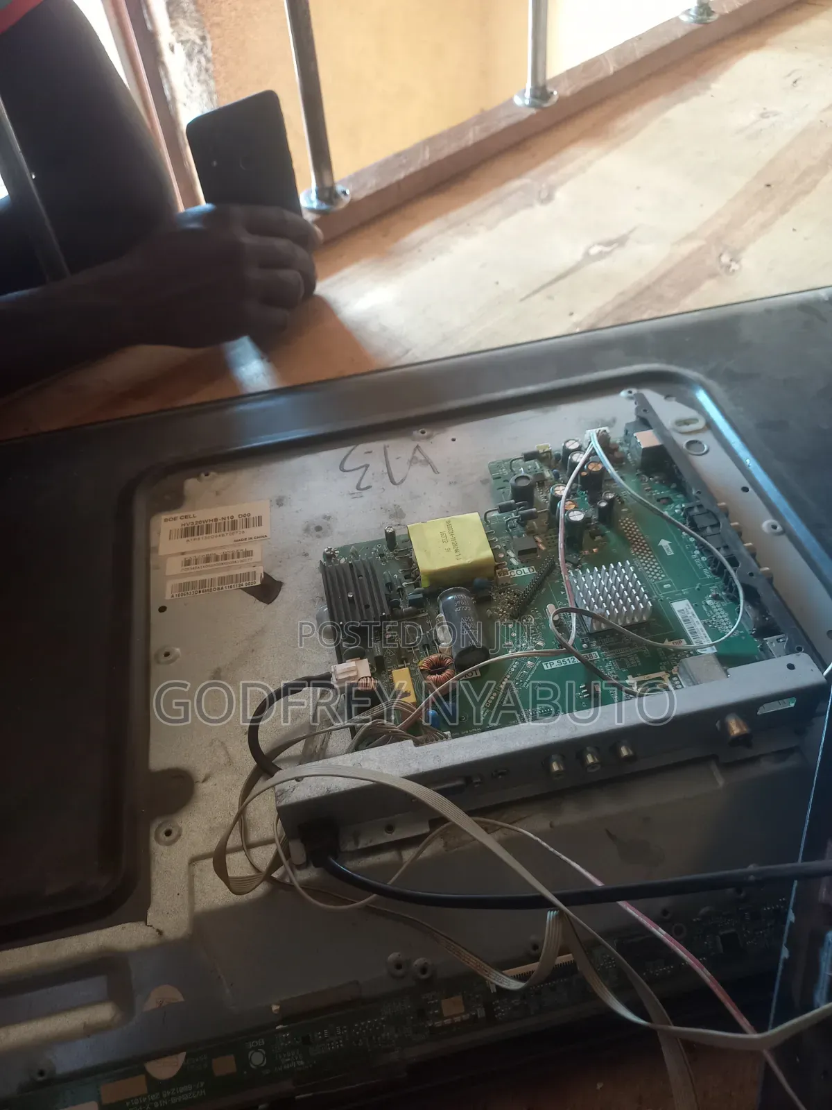 Professional Electronics Repair Services