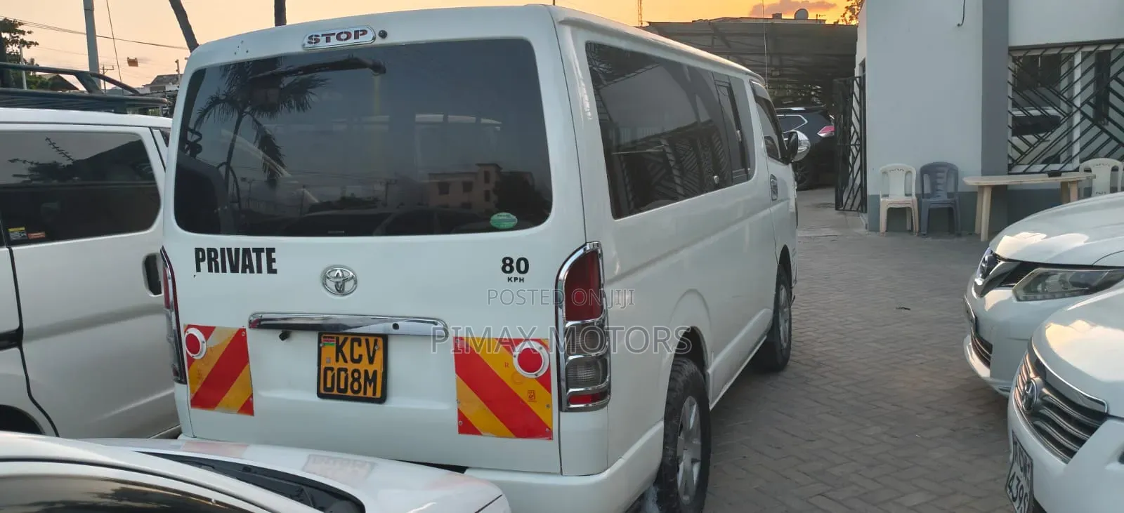 Toyota HiAce 2012 White