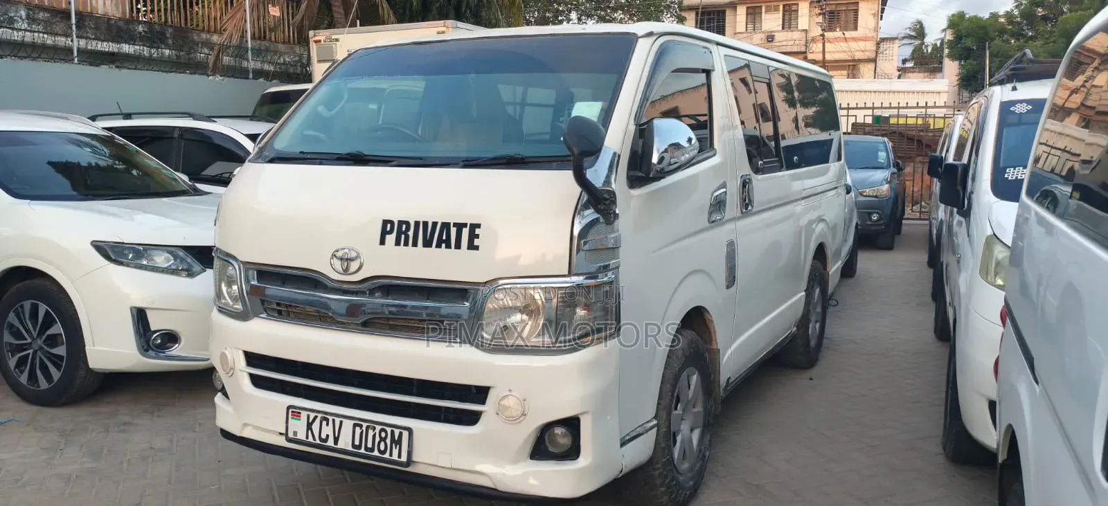 Toyota HiAce 2012 White