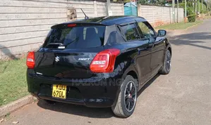 Suzuki Swift 2018 Black