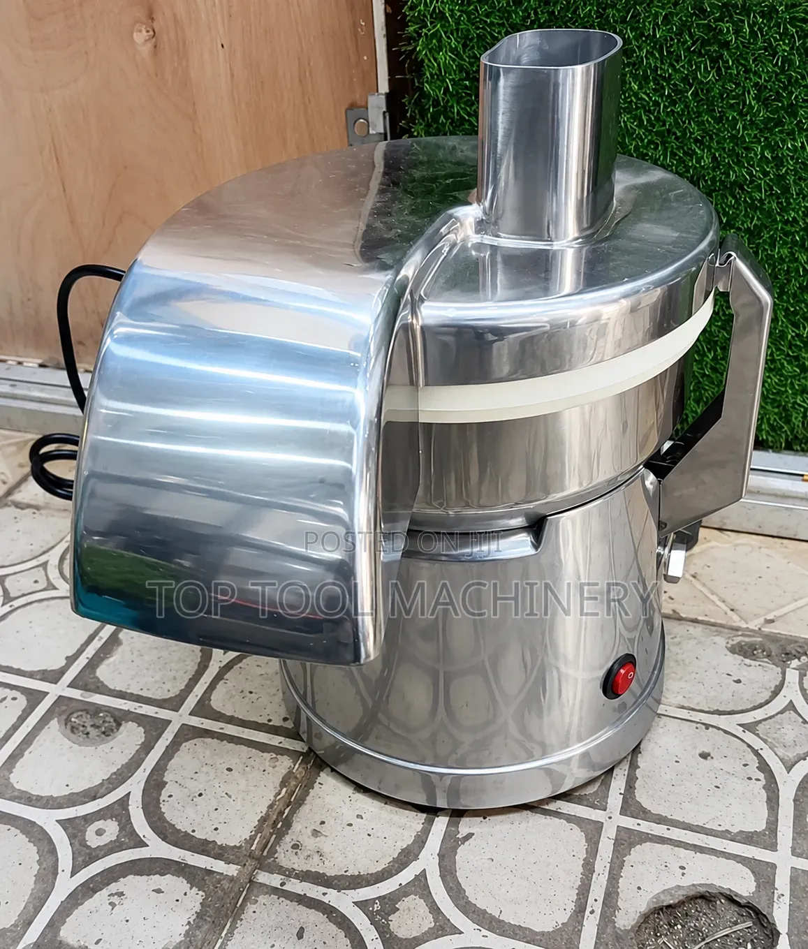 Powerful A4000 Commercial Juicer/Extractor