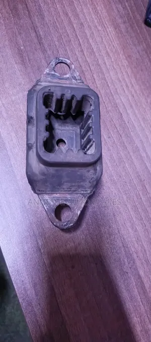 Gearbox Mount Hr12 Nissan Note