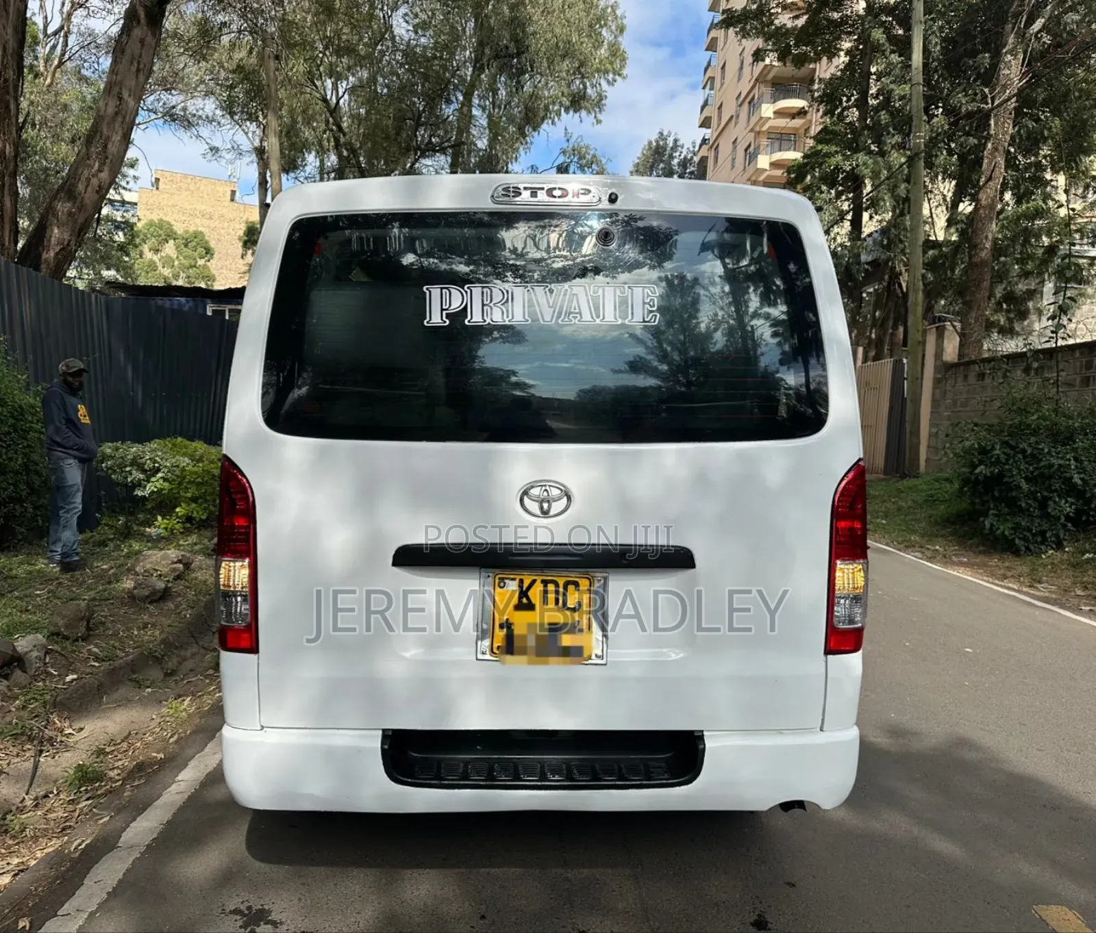 Toyota HiAce 2014 White