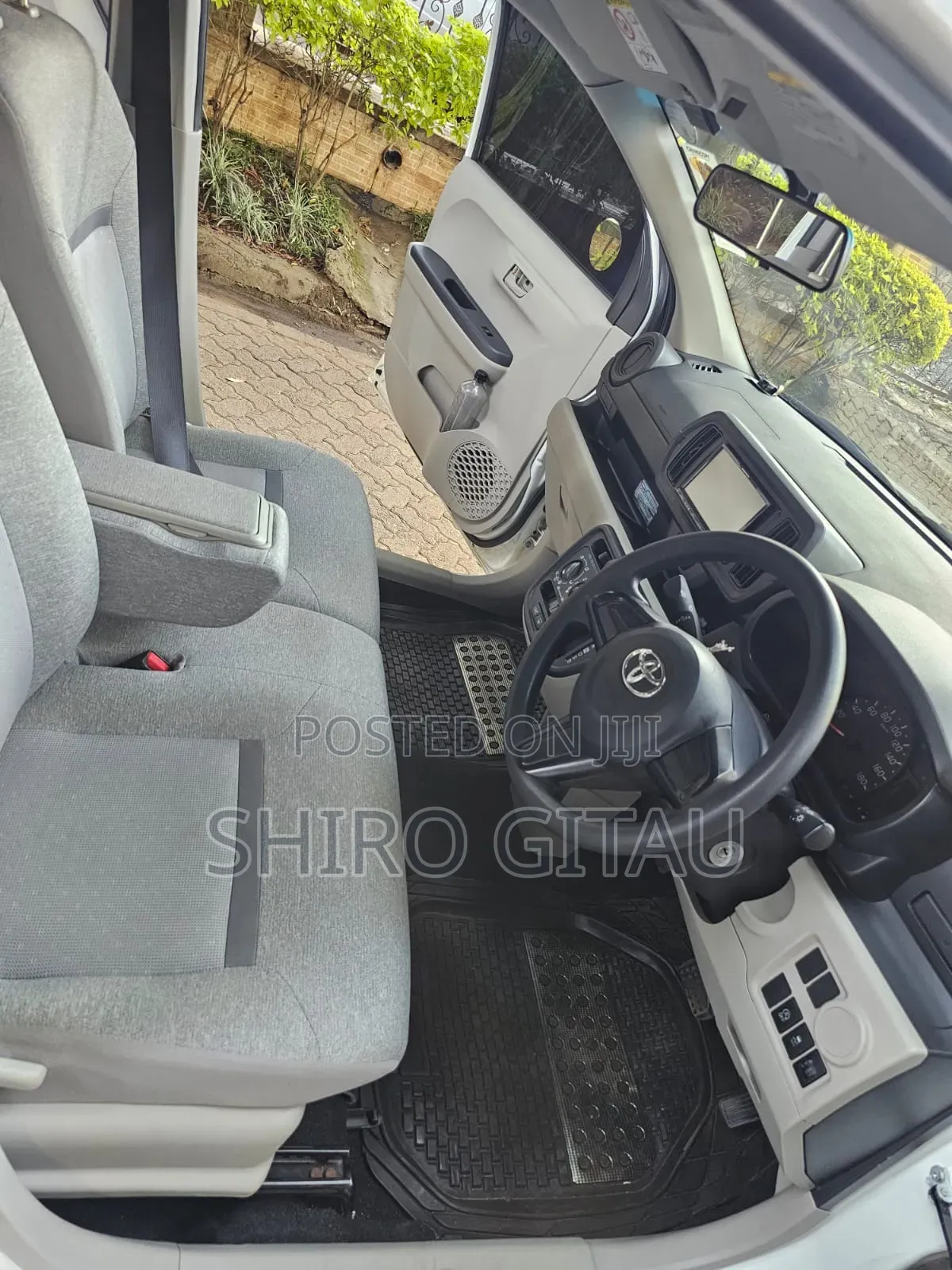 Toyota Passo 2017 White