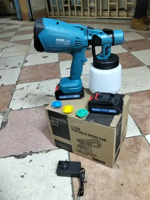 High Pressure Makita Spray Gun Cordless 2 Battery 88volts + 3 Nozzles