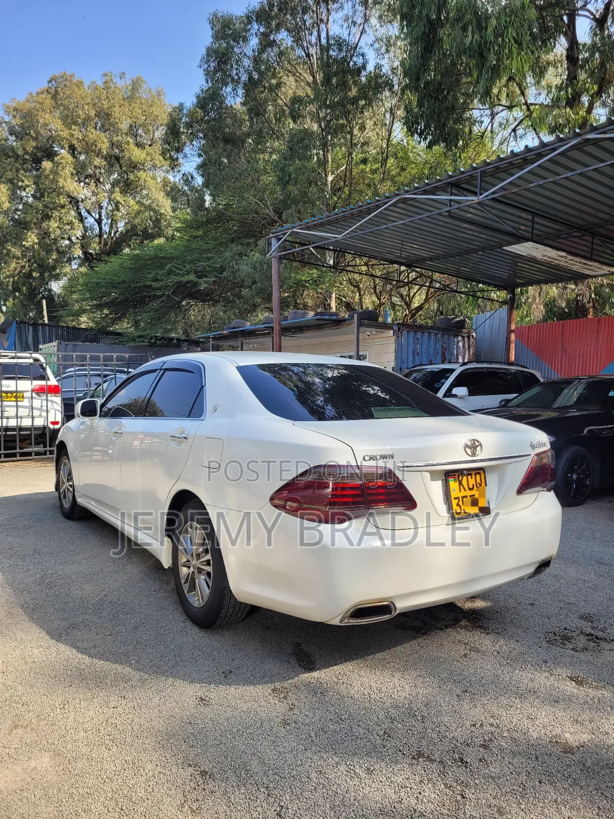 Toyota Crown 2011 Pearl