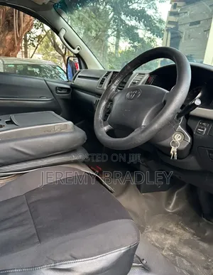 Toyota HiAce 2012 Grey