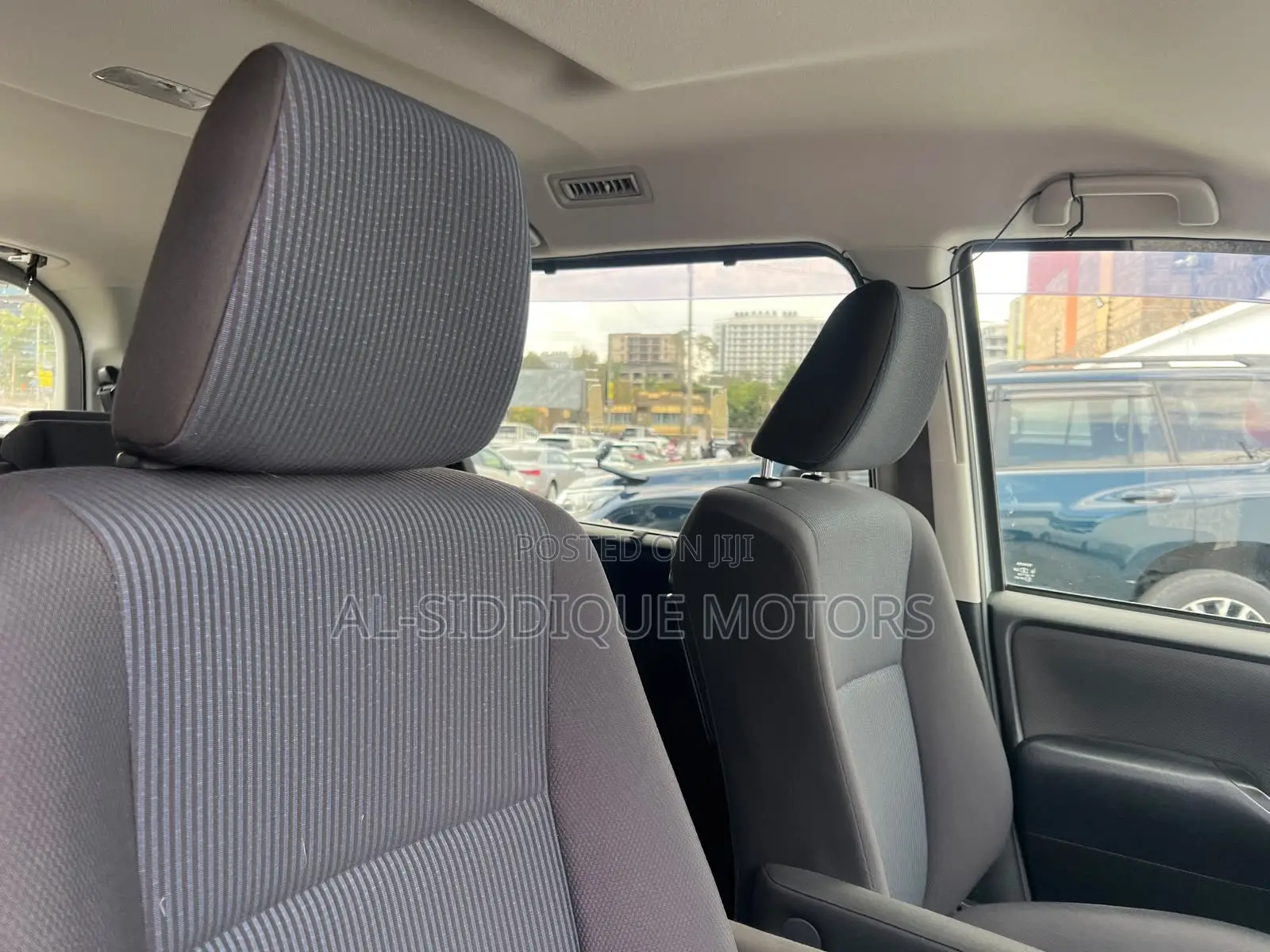 Toyota Voxy 2019 Silver
