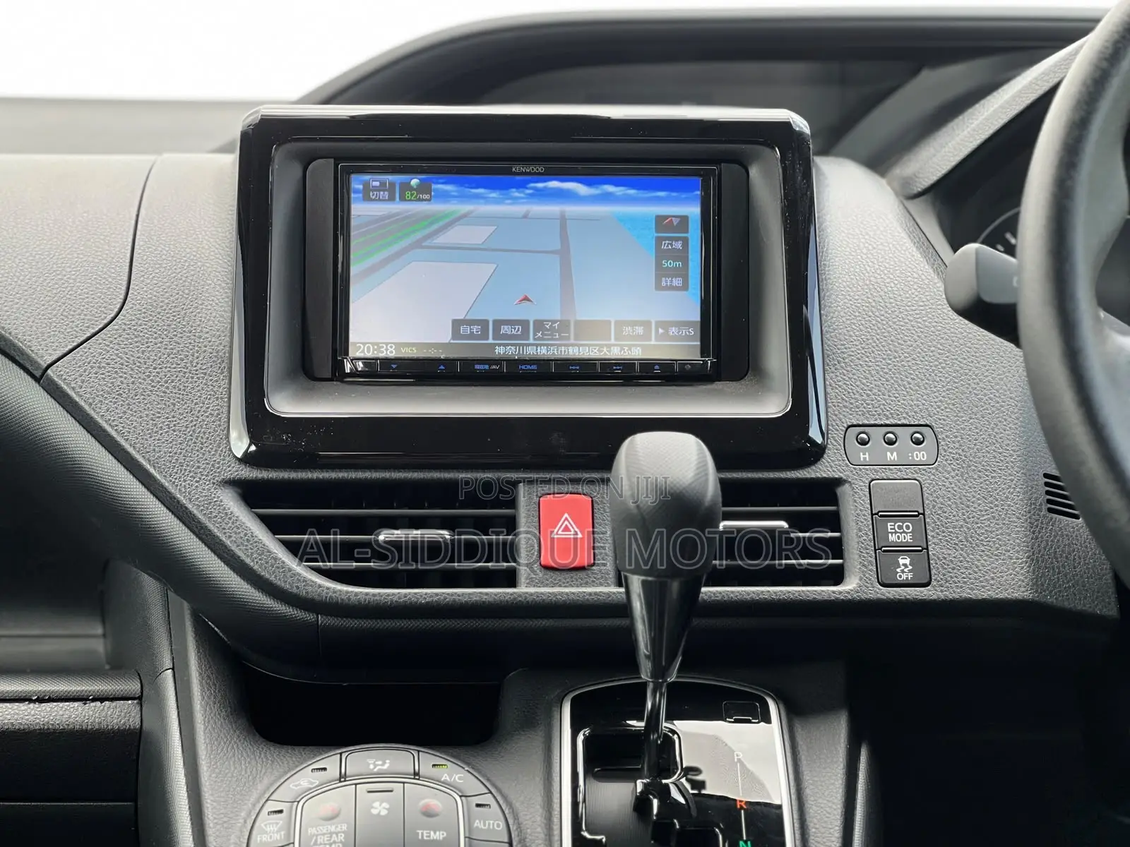 Toyota Voxy 2019 Silver