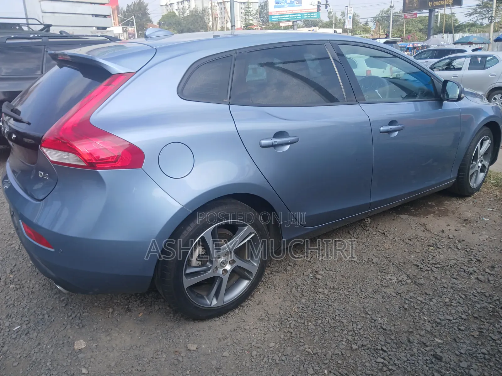 Volvo V40 2019 Purple
