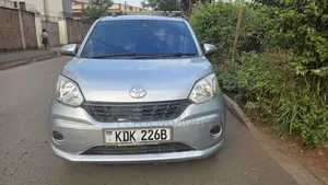 Toyota Passo 2017 Silver