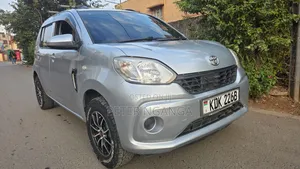 Toyota Passo 2017 Silver