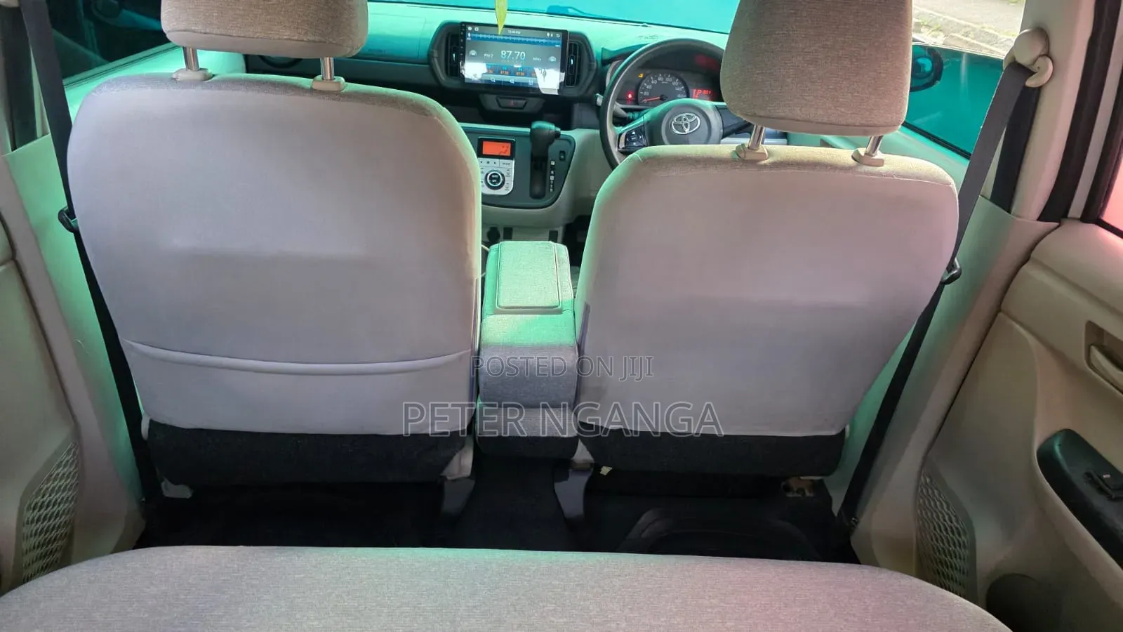 Toyota Passo 2017 Silver