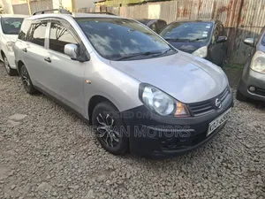 Nissan Advan 2015 Silver
