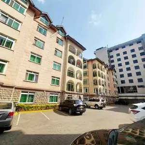 4bdrm Duplex in Hurlingham for rent