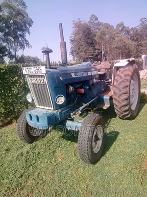 Tractor Ford 5000 Ktca
