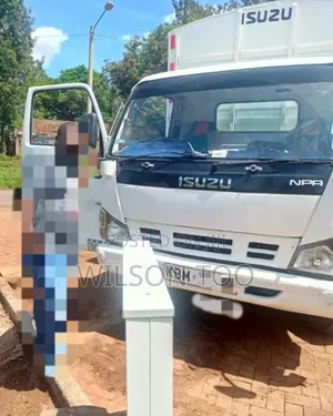 Isuzu KBW NPR 4.3 Truck 2014 White