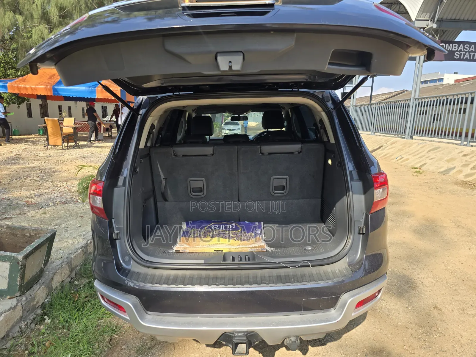 Ford Everest 2018 Gray