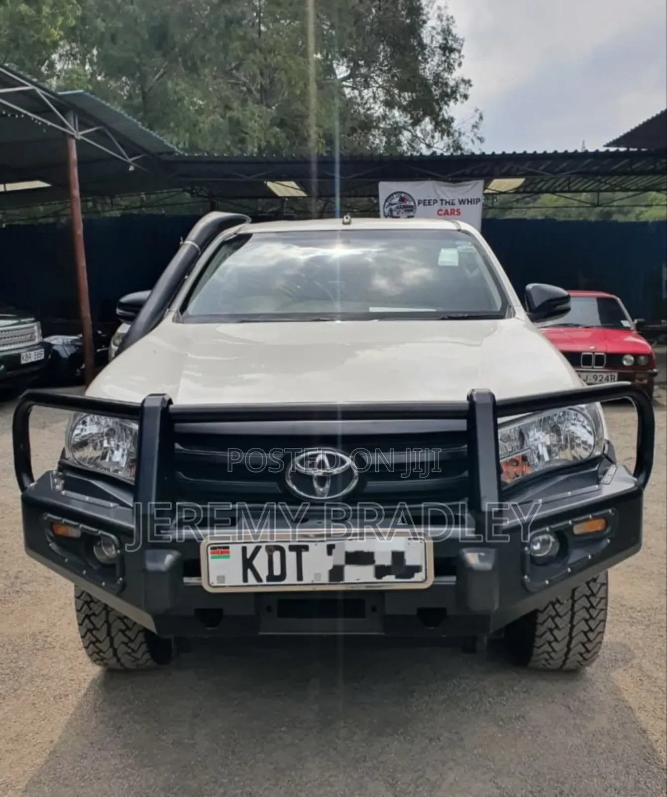 Toyota Hilux 2020 White