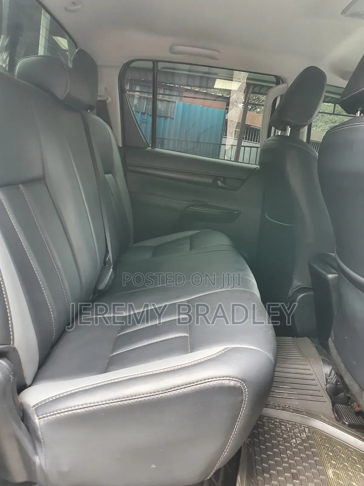 Toyota Hilux 2020 White