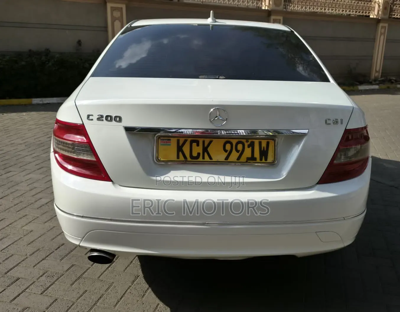 Mercedes-Benz C200 2010 White