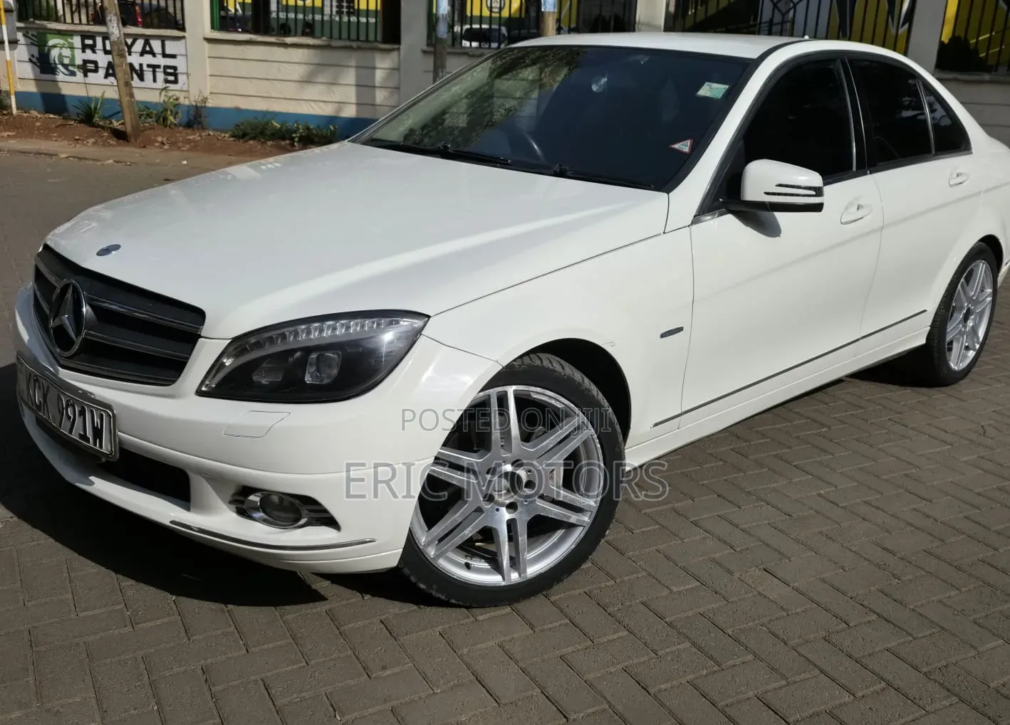 Mercedes-Benz C200 2010 White