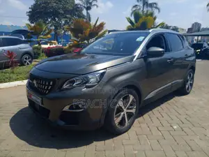 Peugeot 3008 2018 Green
