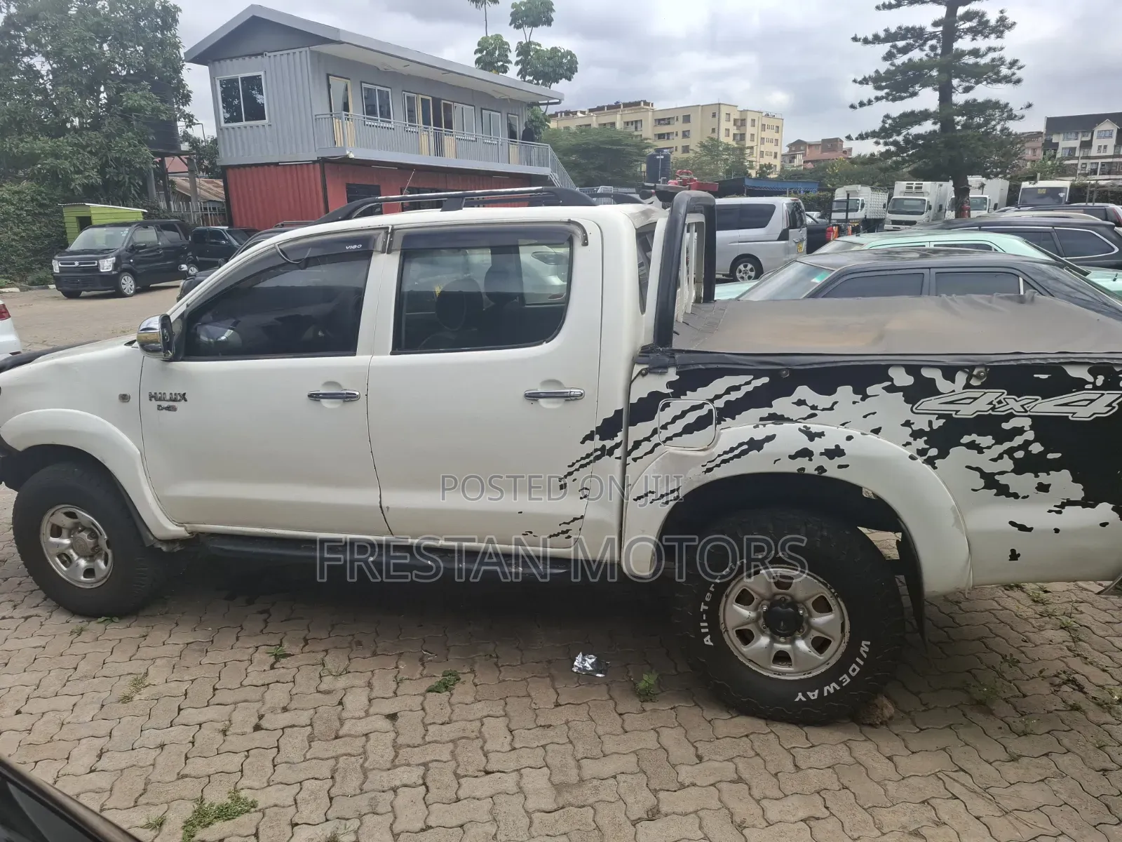 Toyota Hilux 2007 White