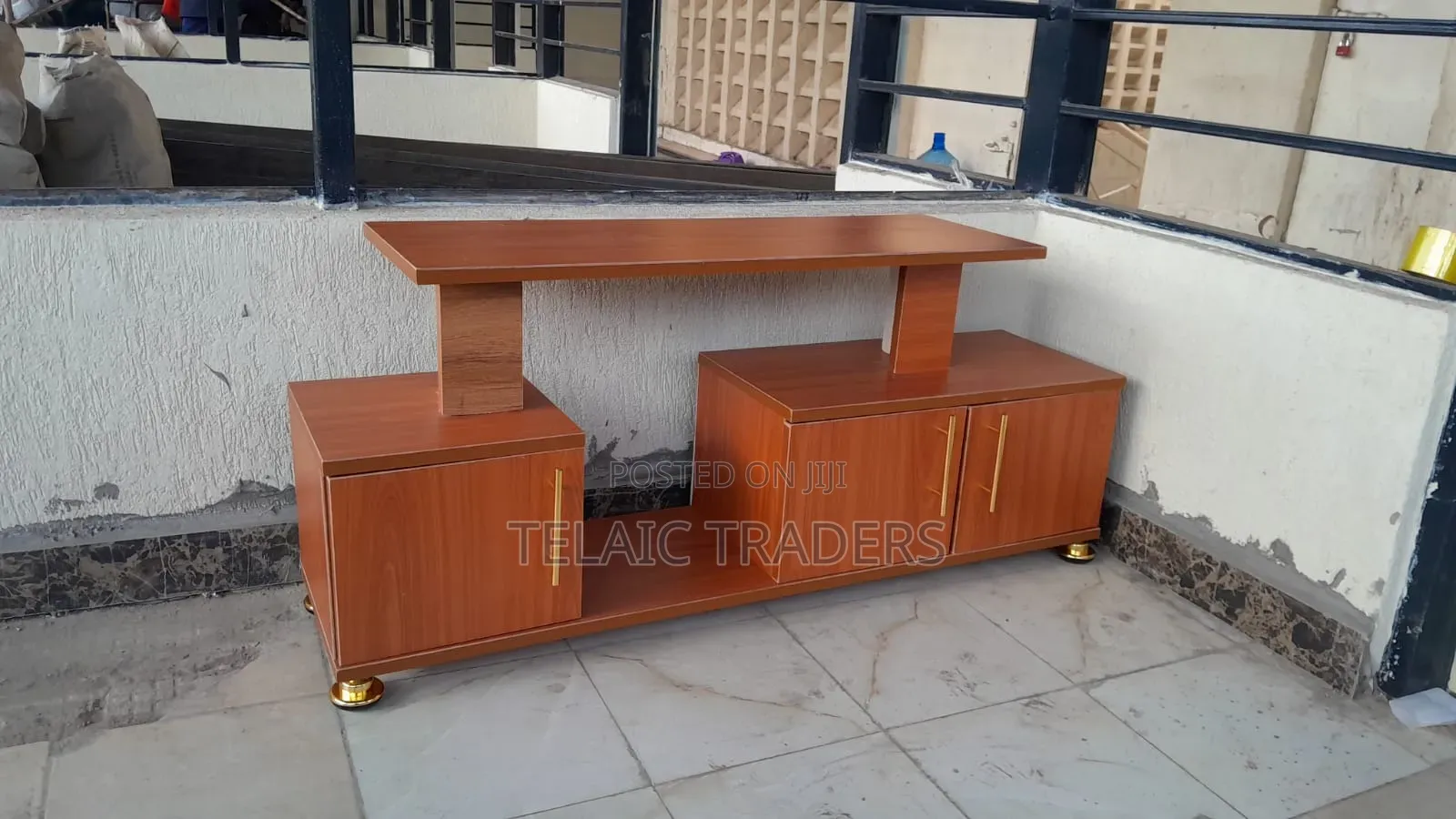 Istanbul 4ft TV Stand (Cherry)