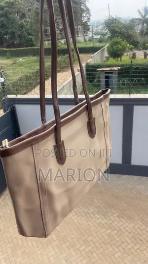 Elegant and Quality Ladies Handbag